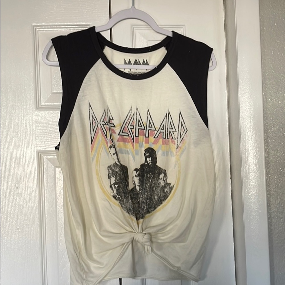 Def leopard womens sleeveless band  T-shirt